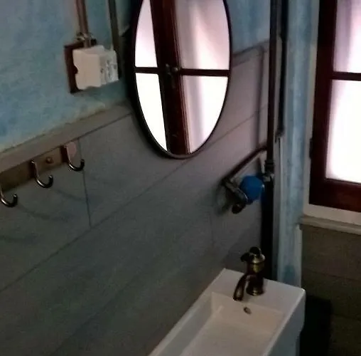 Casa Carcosa * لا سبيتسْيا